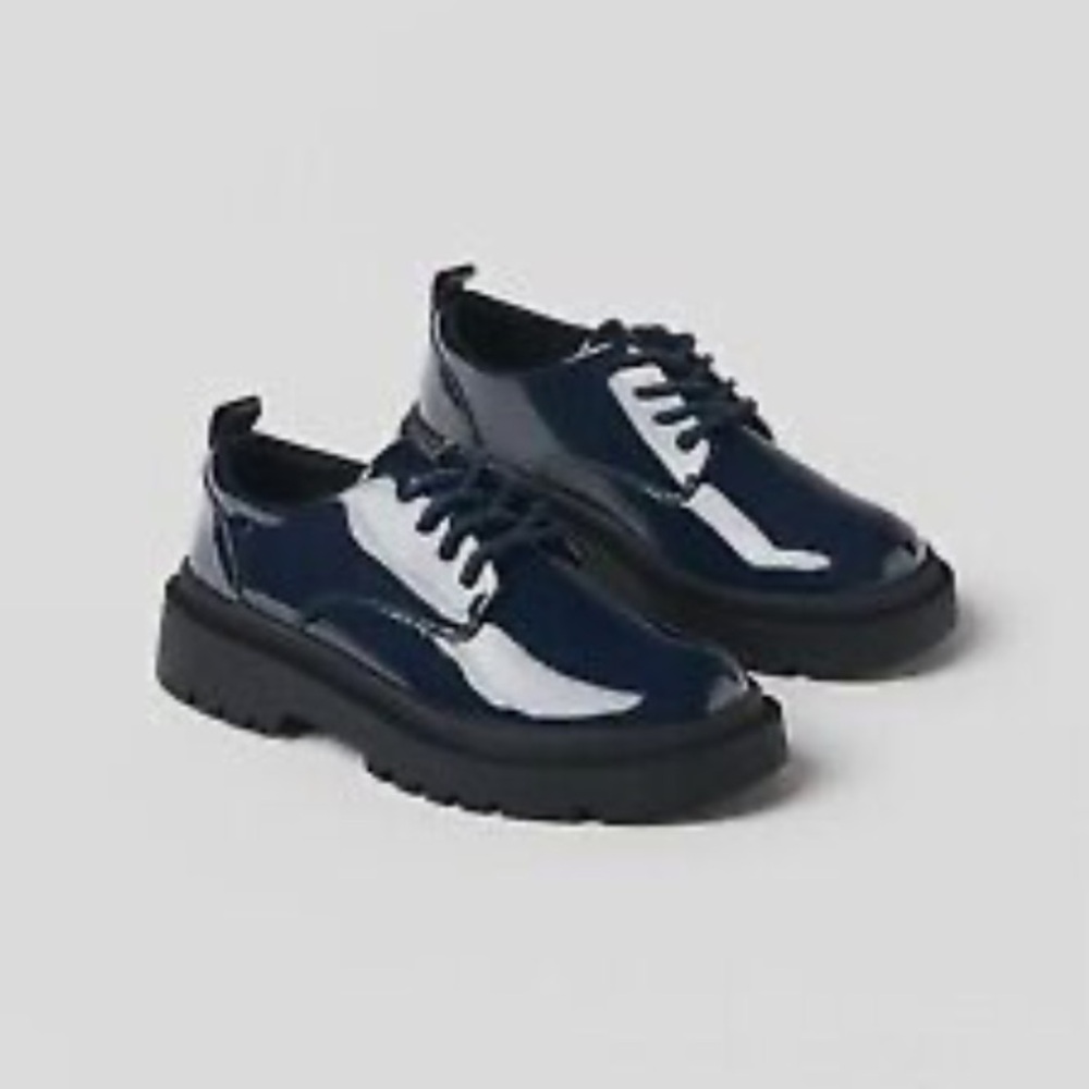 Zara Girls Navy Patent Finish Tie Up Derby Shoes NEW